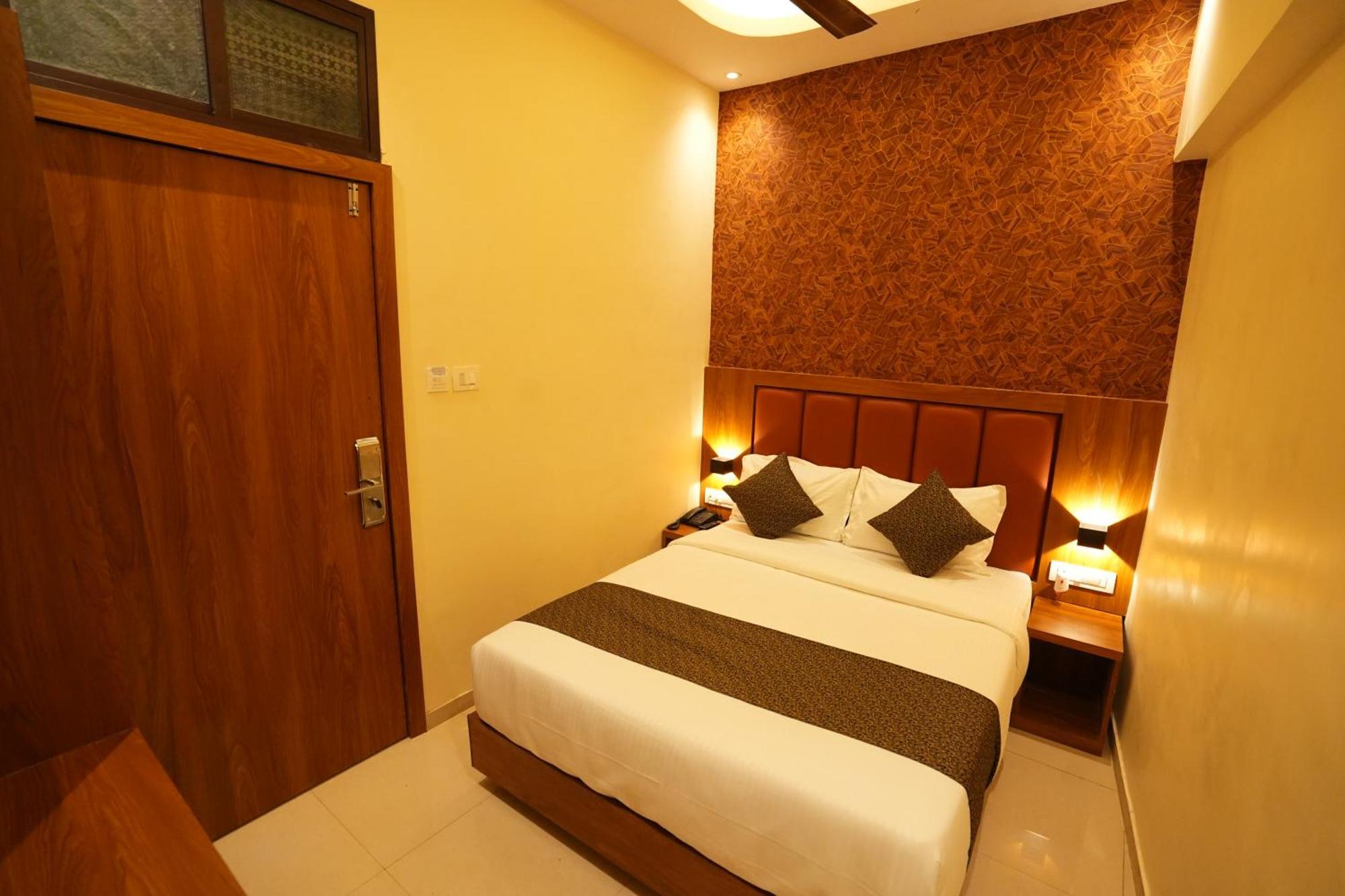 Hotel Boston Bombay Esterno foto